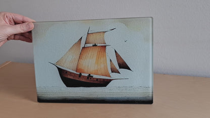 Glass cutting board - Ships 2